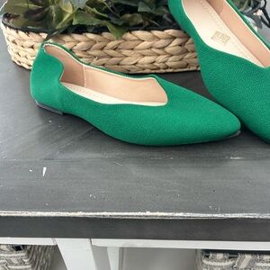 Elegant Green Women's Flats